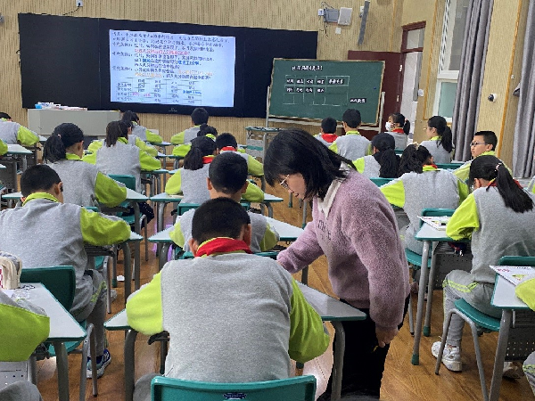 2022学年第二学期泰日学校小学数学教研组活动（四）